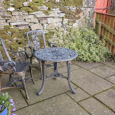 Watershed Cottage Settle Dış mekan fotoğraf