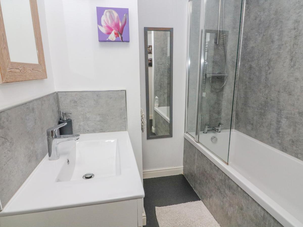 Watershed Cottage Settle Dış mekan fotoğraf